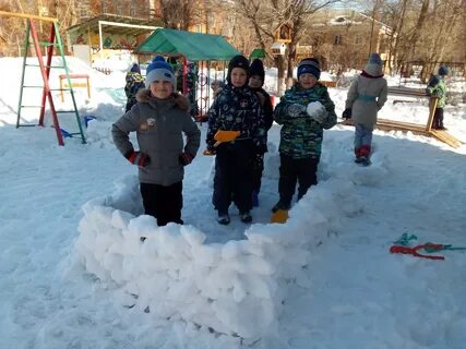В лагере ребята построили