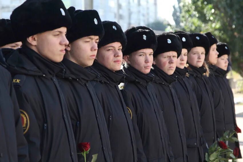 Погода каменск уральске сейчас. Маяк Каменск-Уральский. Кафе Маяк Каменск-Уральский. Работники по Маяк Каменск-Уральский.