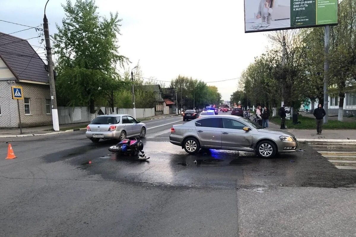 6 мая 20. Авария с мотоциклистом в Твери.
