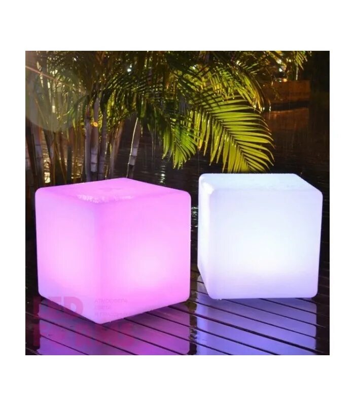 Светильник cube. Светодиодная скамейка led Cubes d50. Светильник "куб". Светящиеся Кубы для интерьера. Светильник светящийся куб.