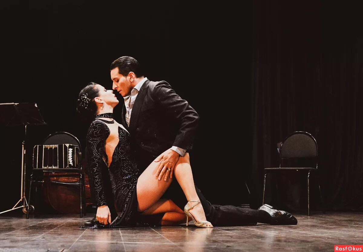 Аргентинское танго. Танго аргентино. Аргентина танго. Аргентинский танцор танго зотто. Платье американо танго аргентинское.