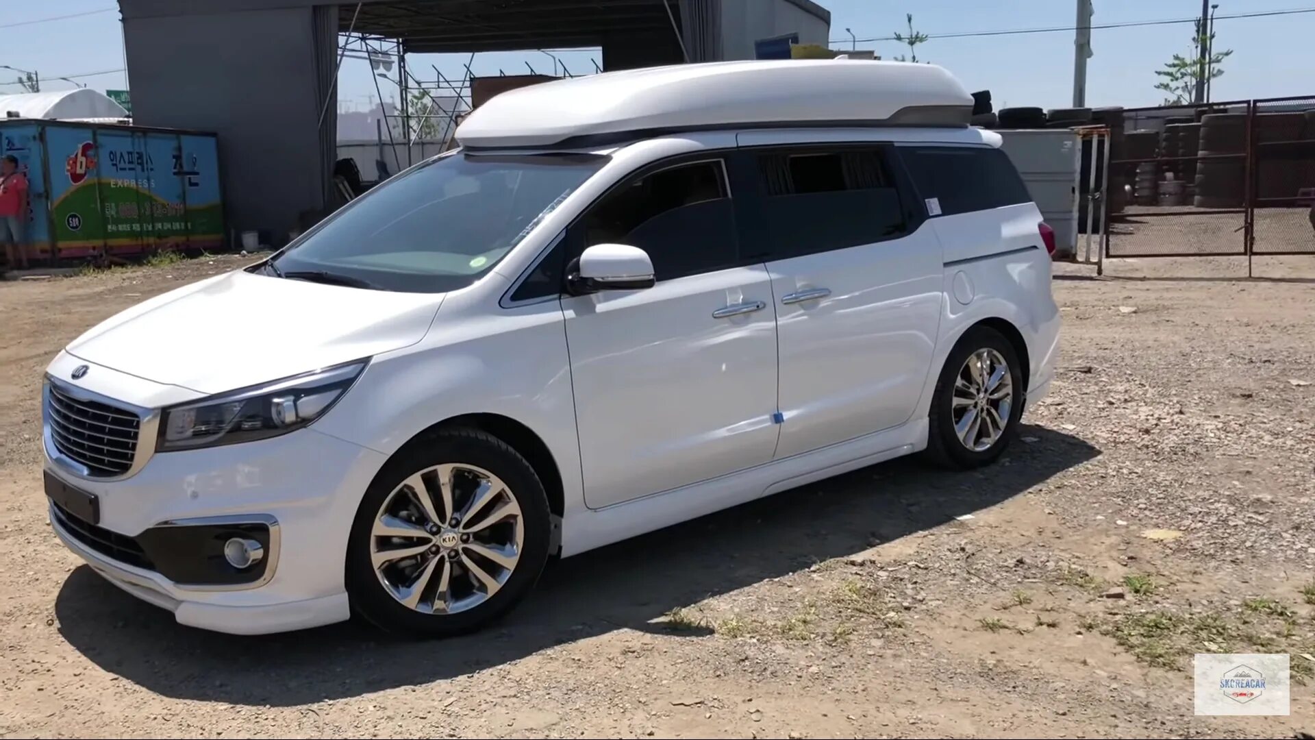Kia carnival r20. Kia carnival 2017 tuning. Киа карнивал 2021. Kia carnival yp. Kia carnival hf 2.