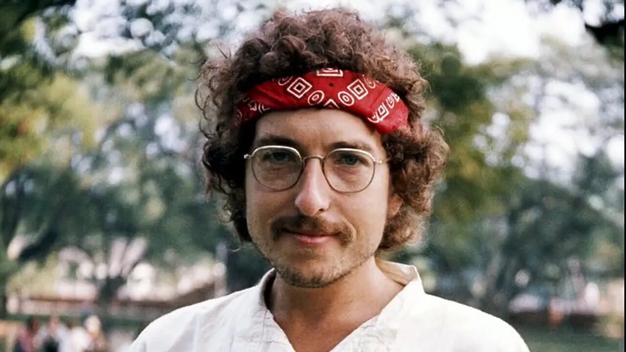 Bob Dylan young. Bob Dilan likeness. Гениальный почему и