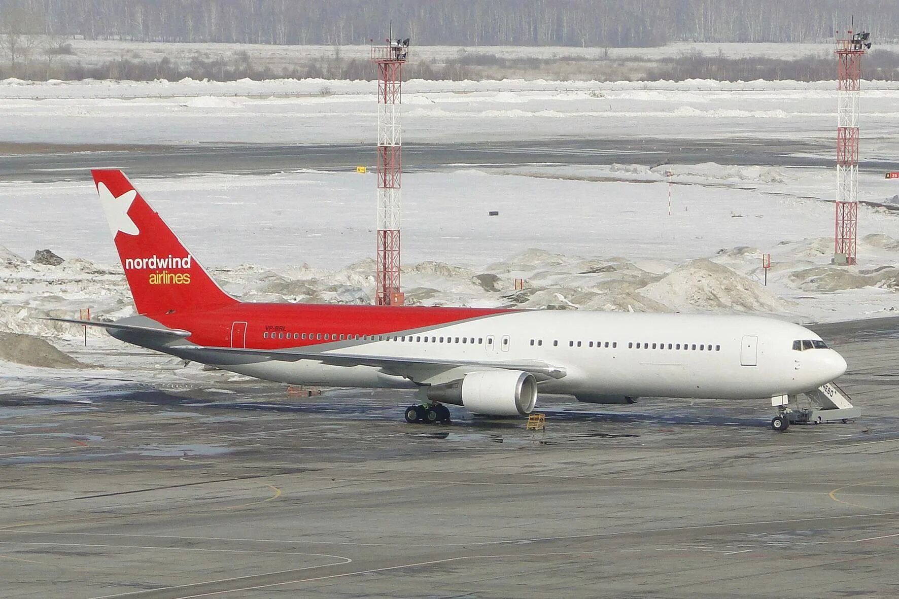 Сайт авиакомпании nordwind airlines. Боинг 747 Норд Винд. Боинг 737-800 Nordwind Airlines. Авиакомпания Икар Нордвинд. Норд Винд Альянс авиакомпания.