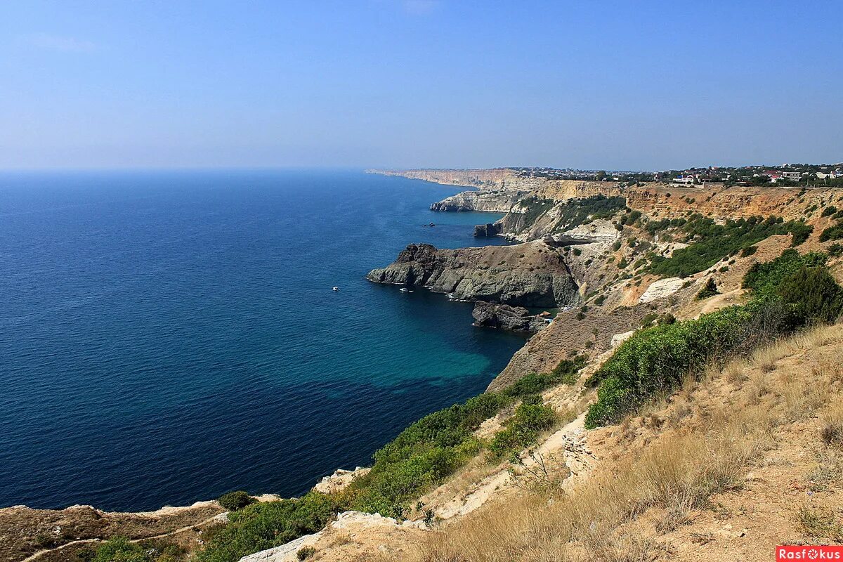 фиолент дача тотлебен. кемпинг грот дианы крым. мыс фиолент митрополичьи сады. севастополь фиолент снять. мыс фиолент виды.