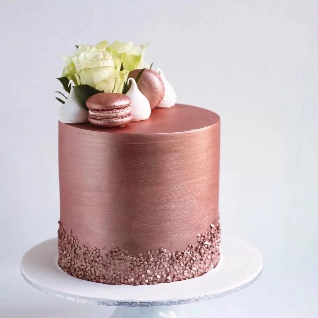 Стильный торт. Современный декор тортов. Необычный декор торта. Стильный розовый торт. Фото современных тортов