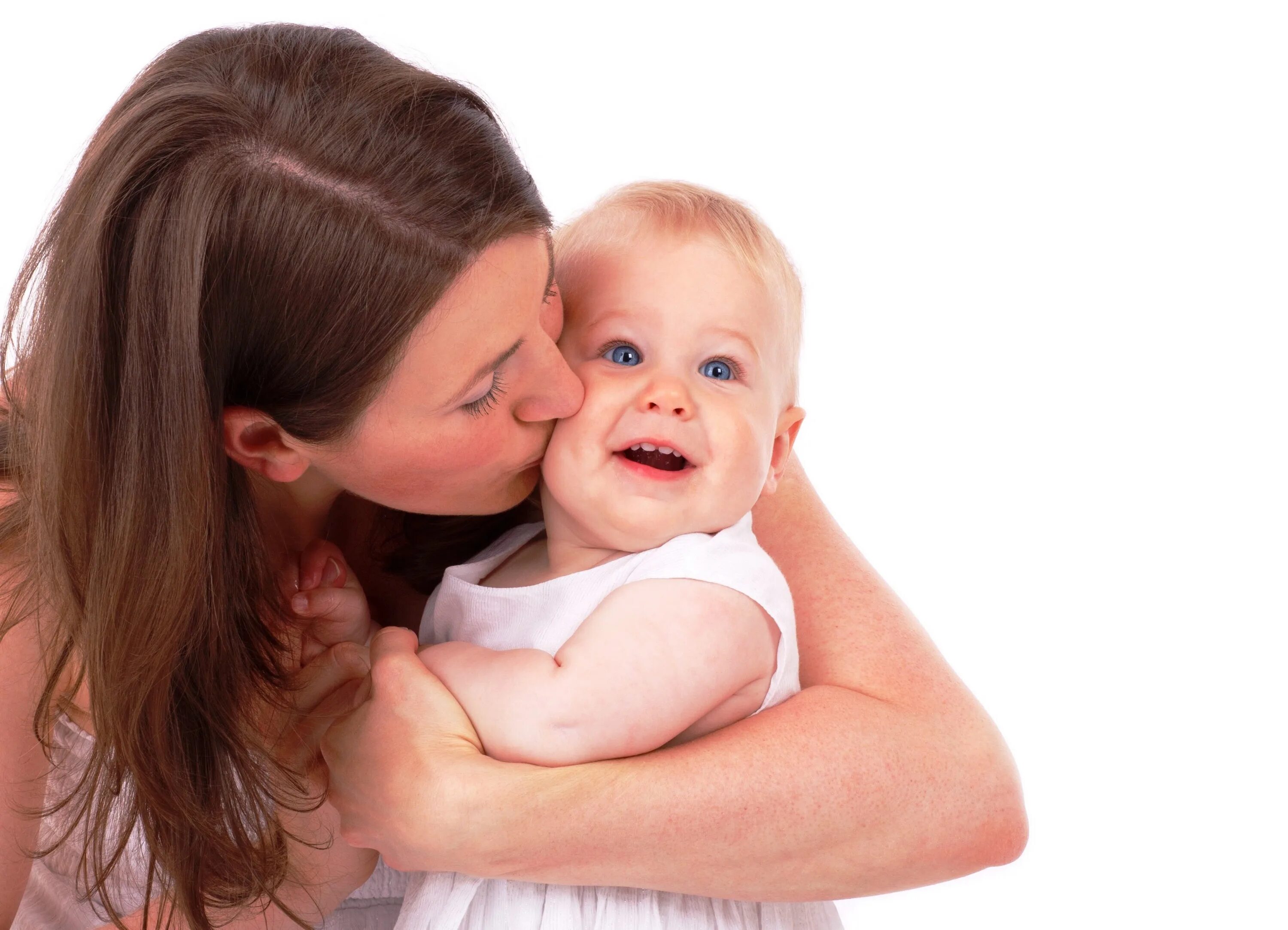 Бесплатное видео про маму. Малыш и мама. Женщина с ребенком. Мама с младенцем. Мать с ребенком на белом фоне.