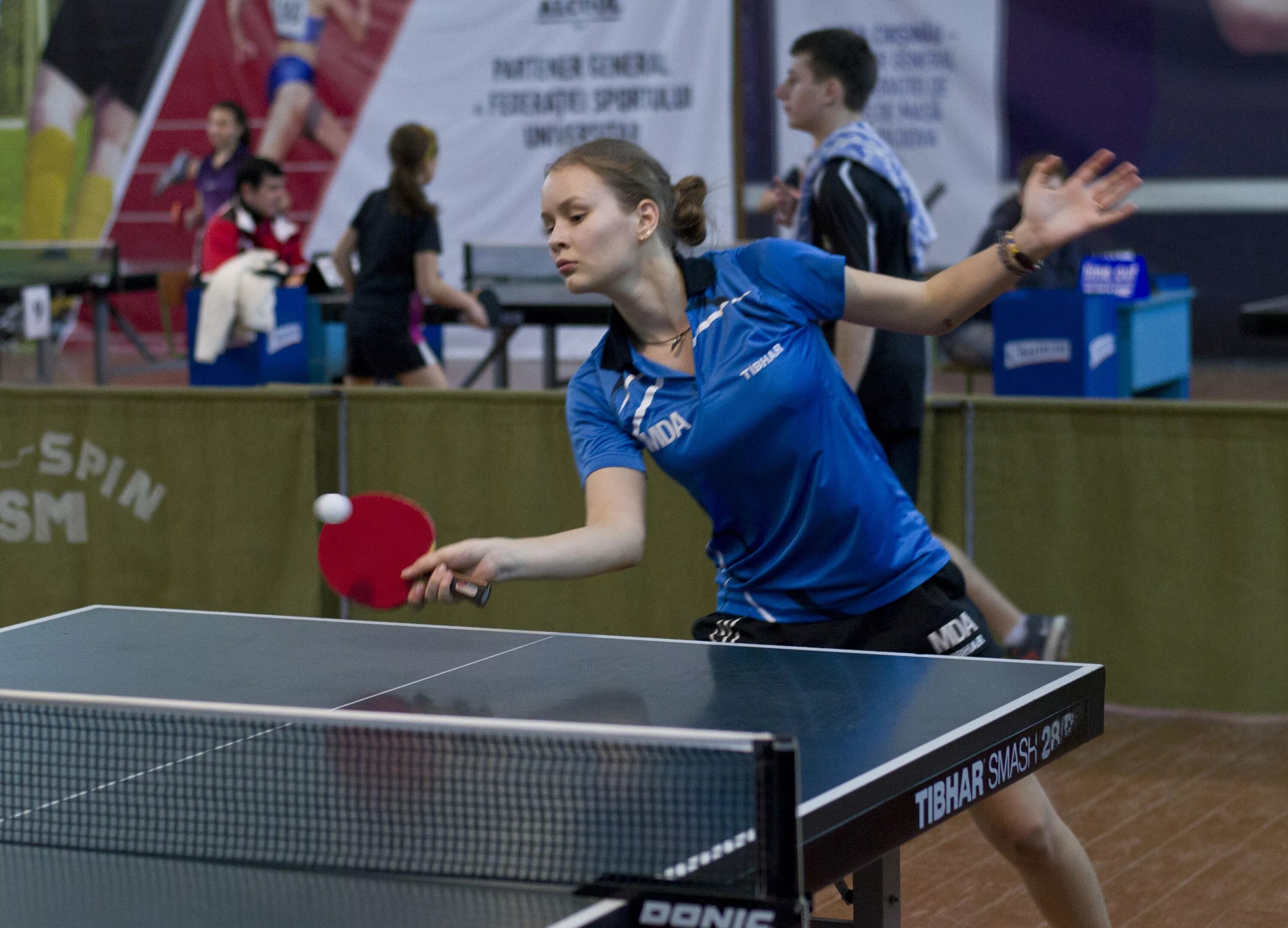 чемпионы пинг понга. настольный теннис дети. Bernadette szocs. женский настольный теннис. Bernadette szocs настольный.