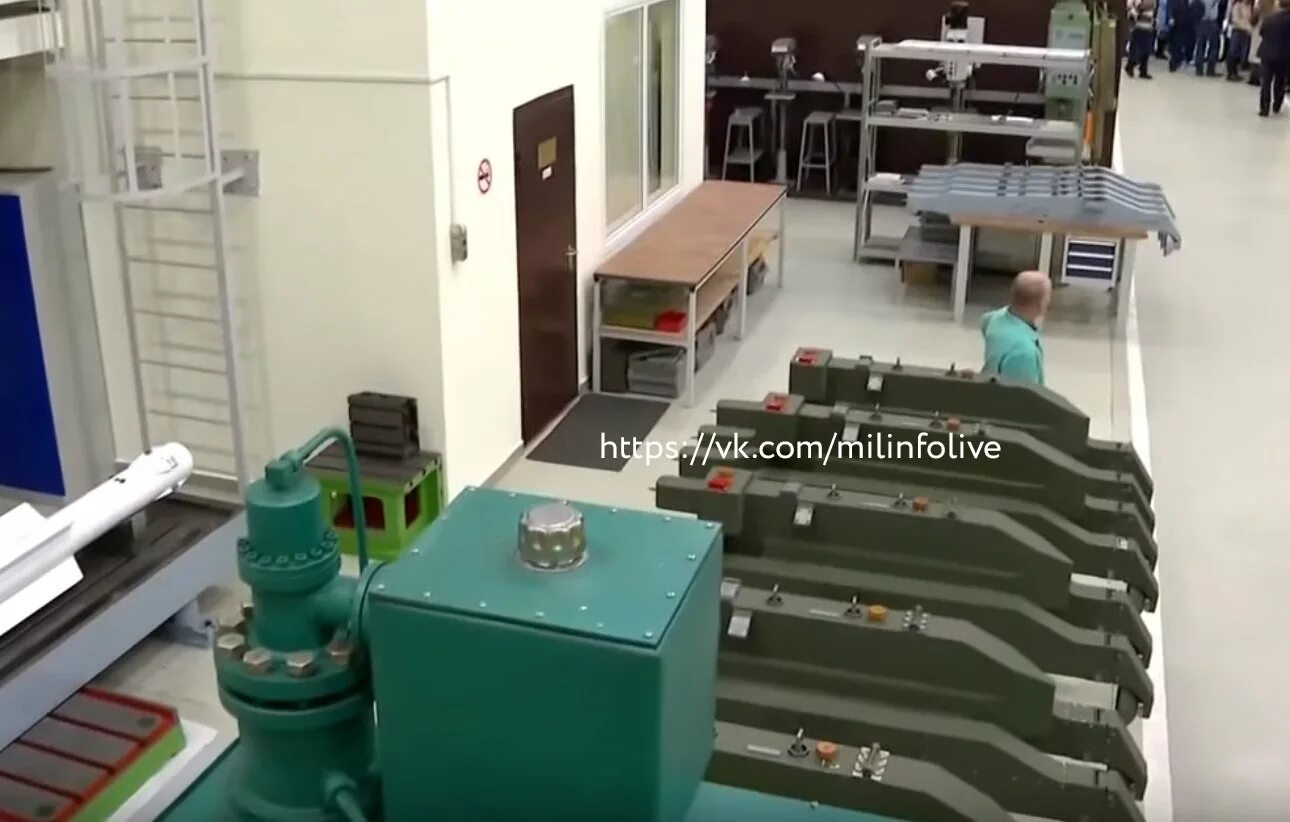 Изделие 305 ми-28нм. Изделие 305 лмур. Лмур ракета 305. Апу-л изделие 305. Апу 305.