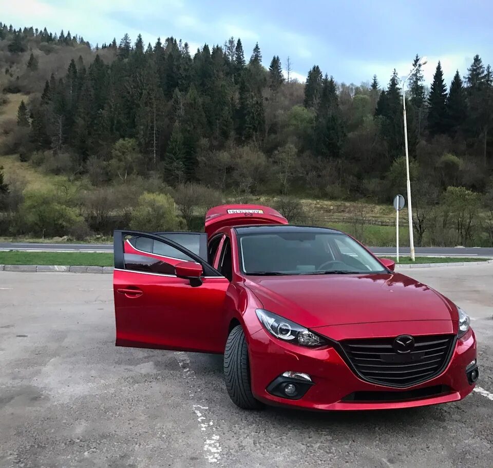 Mazda спб. Mazda 3 2015. Mazda 3 BM. Mazda 3 Red. Мазда 3 BM красная.