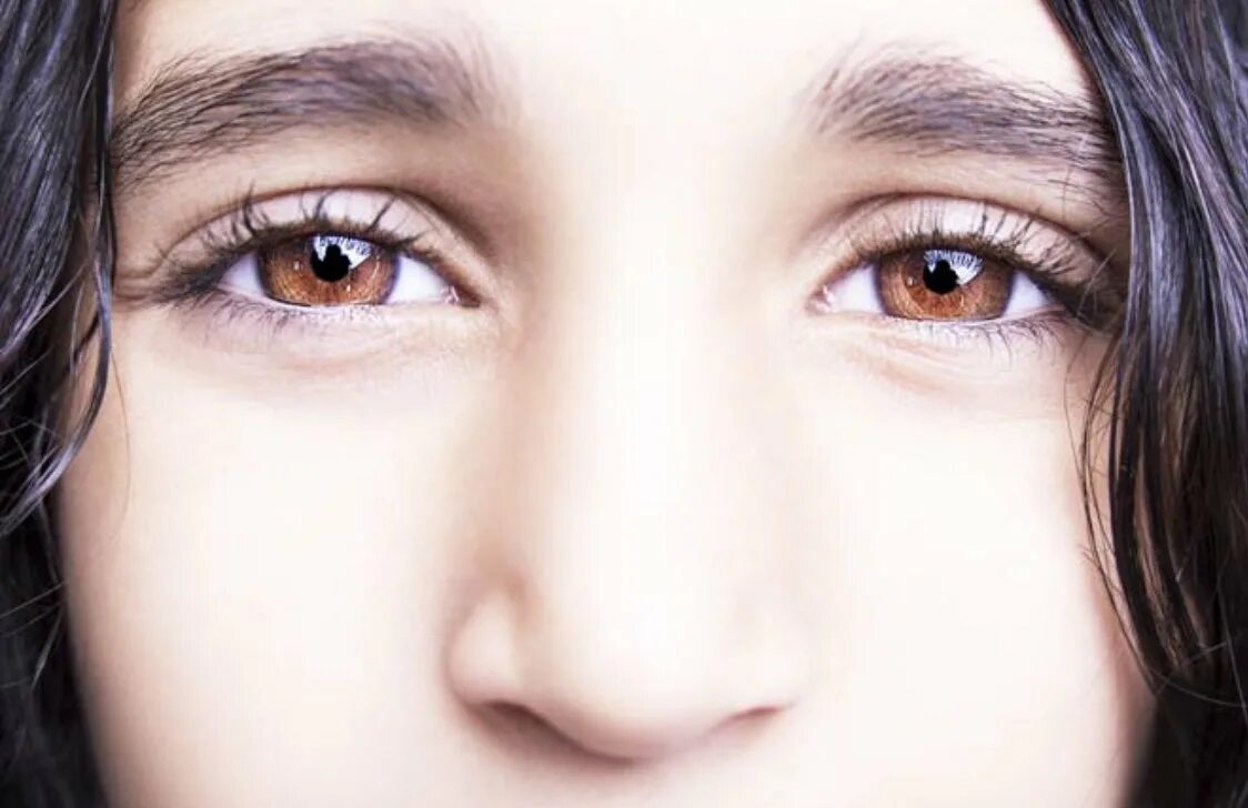 Красивые карие глаза. Карие глаза женские. Темно карие глаза. Коричневый цвет глаз.