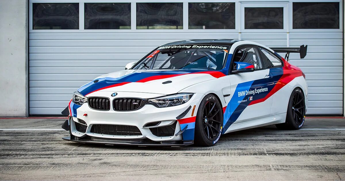 Bmw m sport pro. BMW m4 gt4. BMW m4 Sport. БМВ м4 спортивная. BMW m6 gt3.