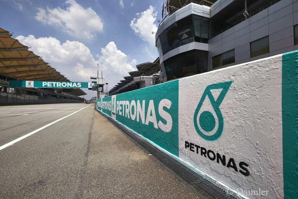 Твин тауэрс малайзия. Petronas malaysia. Башни петронас мост. Petronas malaysia. Нефтяная корпорация петронас.