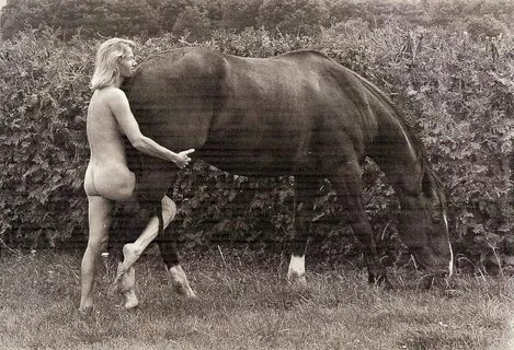 Slideshow vintage bestiality.