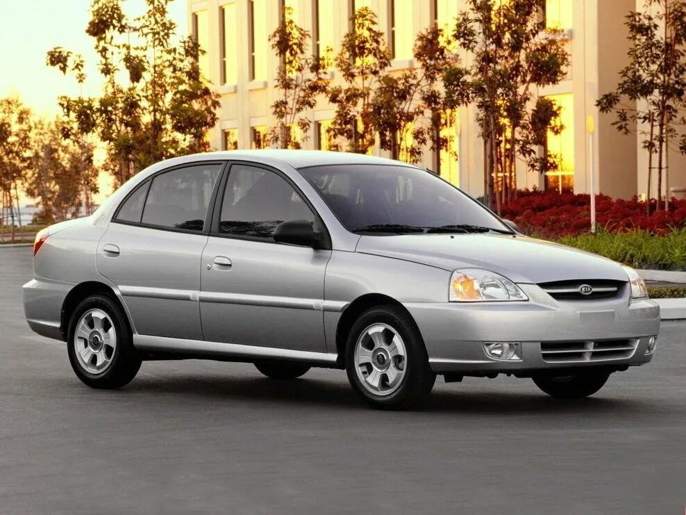 Киа рио 1 поколения купить. Kia Rio 2002. Кия Рио 2002 седан. Kia Rio 2000. Kia Rio 2002-2005.