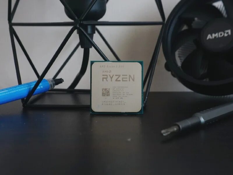 Ryzen 3 3100 4 core. Ryzen 3 3100. ryzen 3 3100 фото. ryzen 3 3100 характеристики.