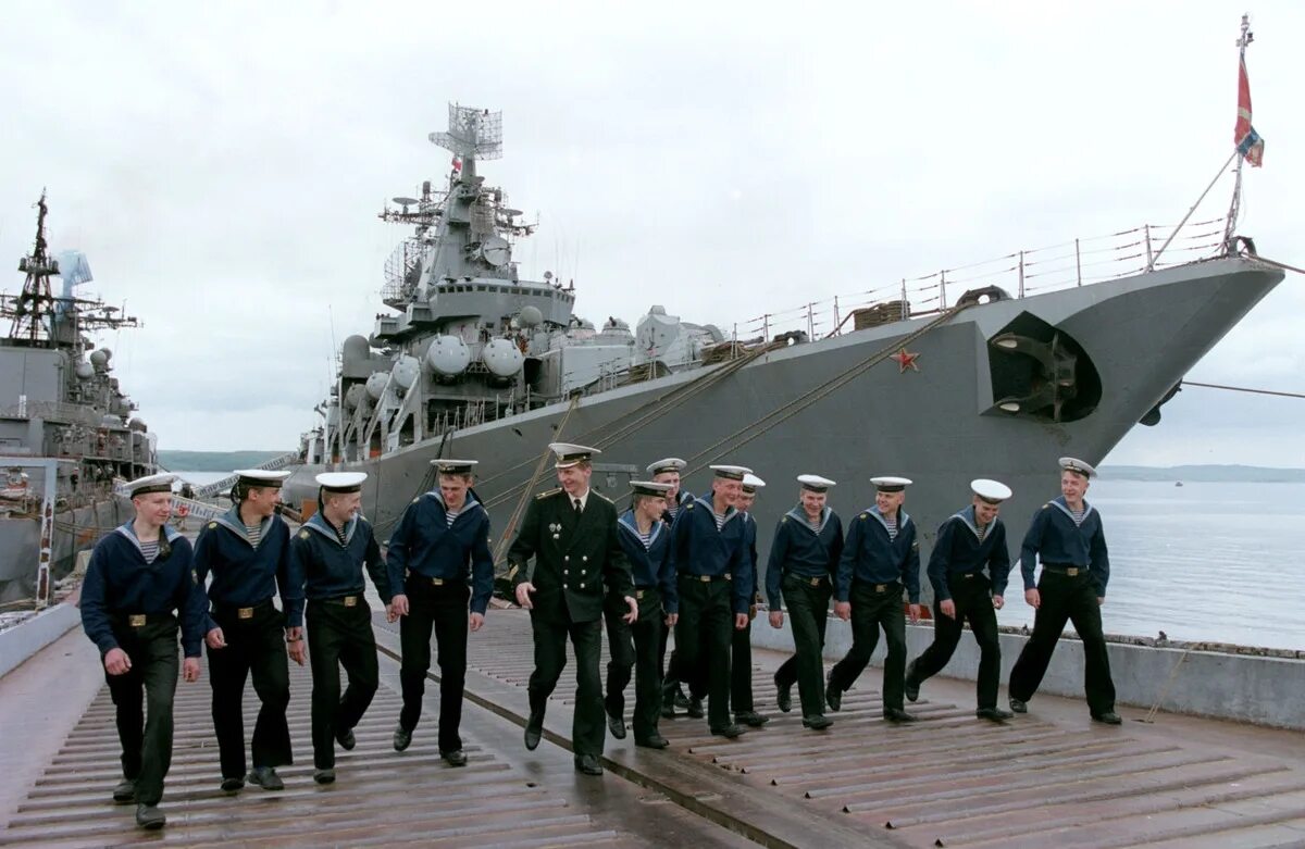 Контракт североморск. Владимир гришечкин северный флот. Контракт североморск. Контракт североморск. Береговые части вмф североморск.