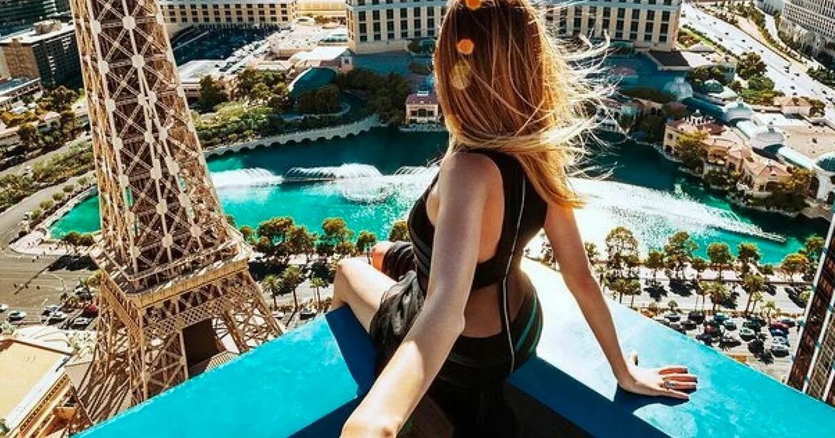 Перевод текста follow me follow me
