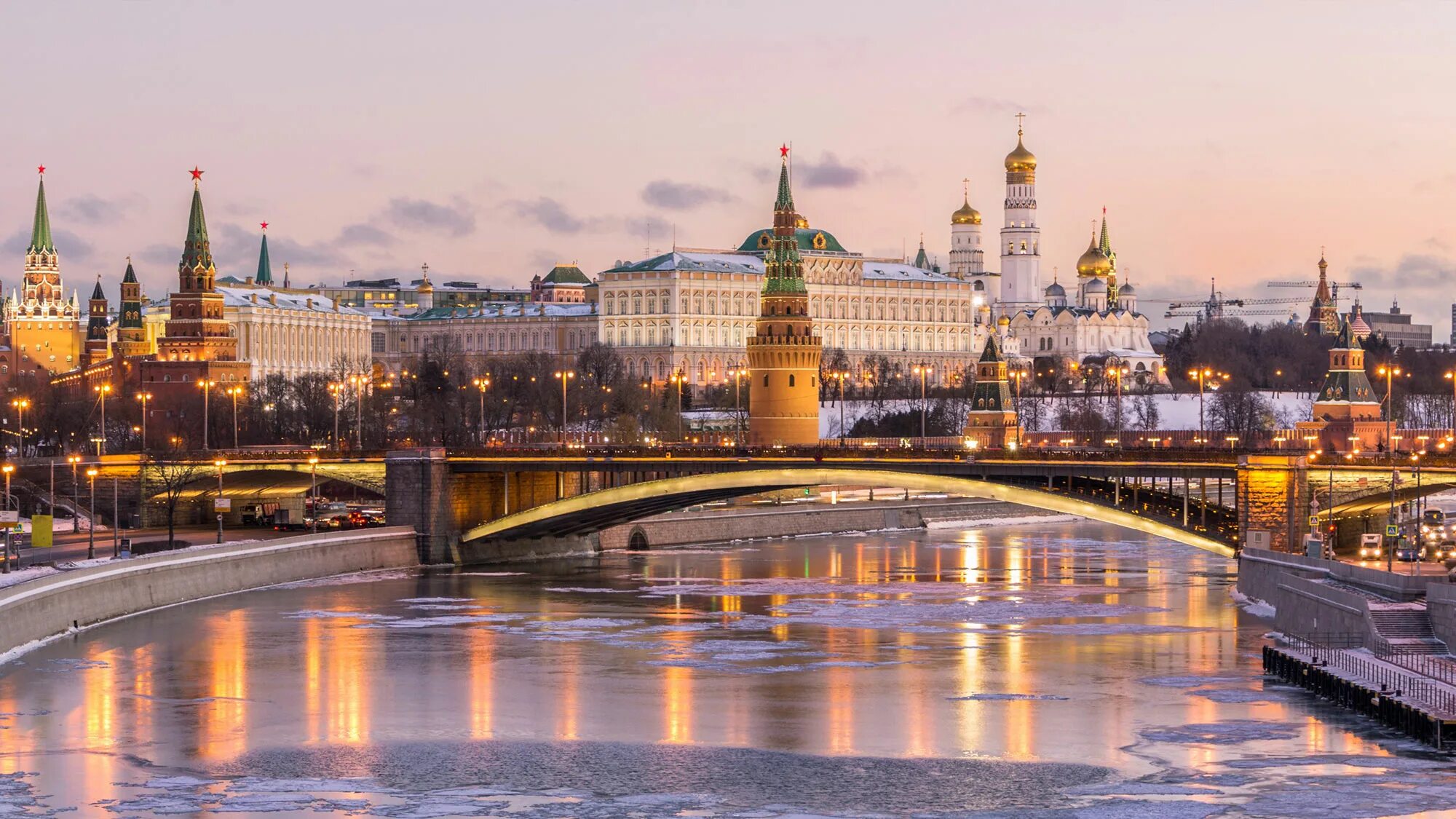 Кремль Москва. Кремлин Москва. Московский Кремль Moscow Kremlin. Зимний Кремль Москва.