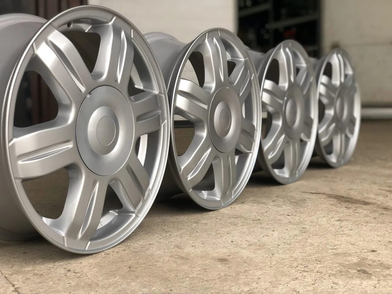 Оригинальные диски отзывы. Диски шкода из европы. Оригинальные диски отзывы. Покрашенные оригинальные диски audi. Диски denom r16 skoda.