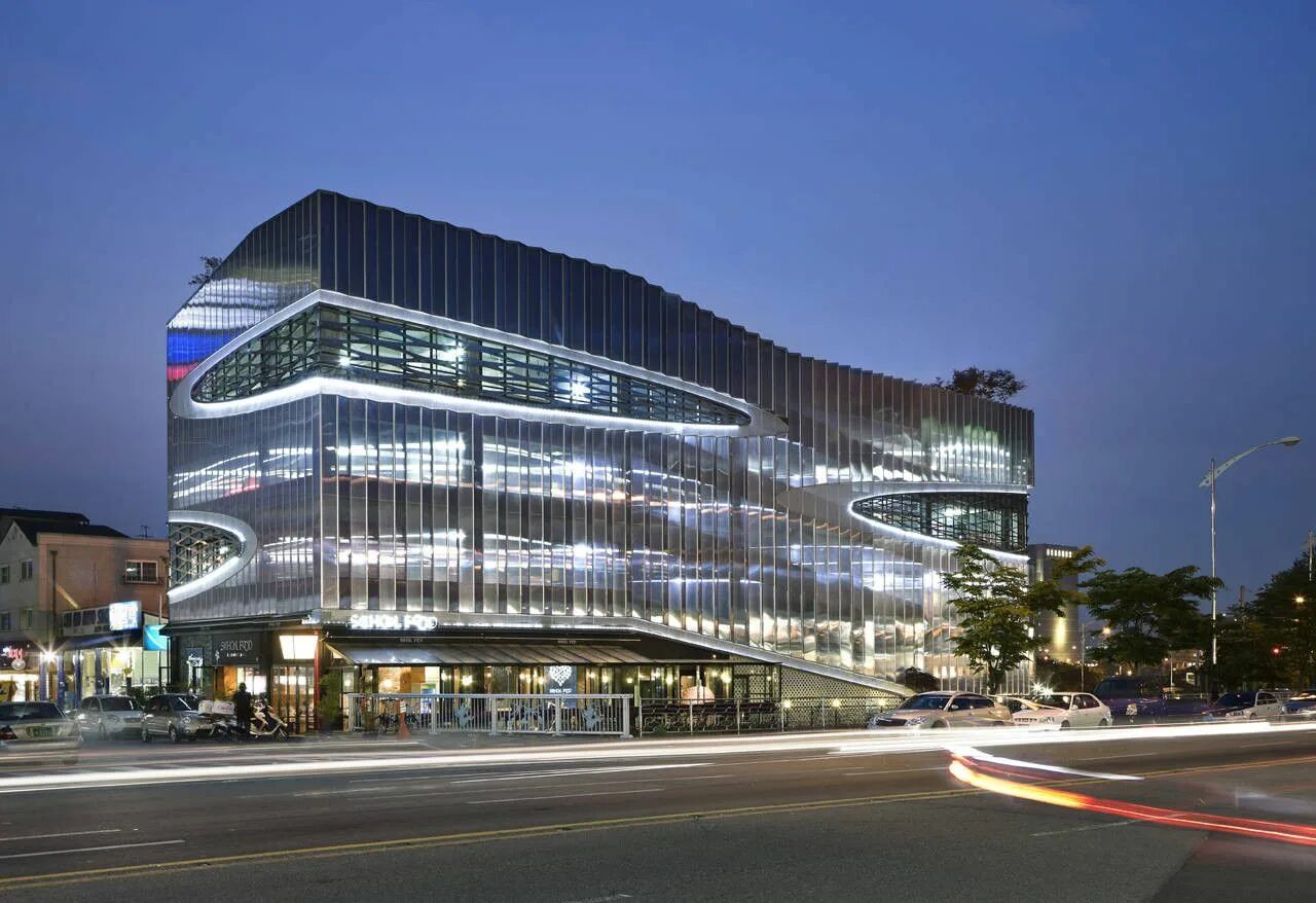 City parking building. Парковочное здание в Южной Корее. Здание парковки Herma / Joho Architecture. Многоуровневый паркинг Южная Корея. Надземная многоуровневая парковка Токио.