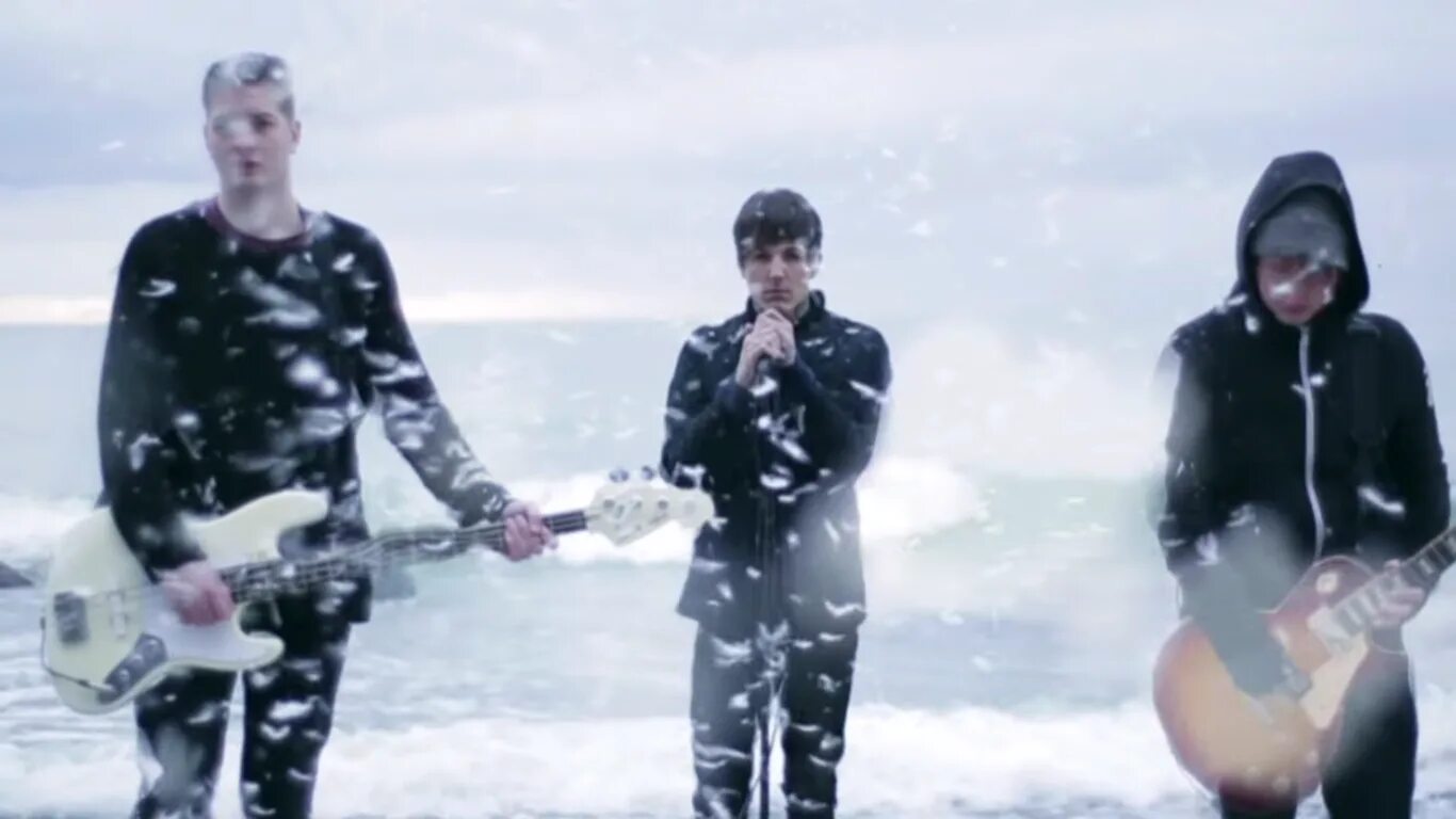 Shadow moses bring me. Bring me the horizon shadow moses клип. oliver sykes shadow moses. bring me the horizon shadow moses обложка. обои bring me the horizon shadow moses.