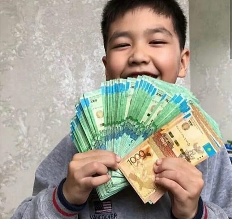 Казахстан валюта к рублю. Тенге фото. 32 млн тенге в рублях. Тенге. Казахстанские деньги.