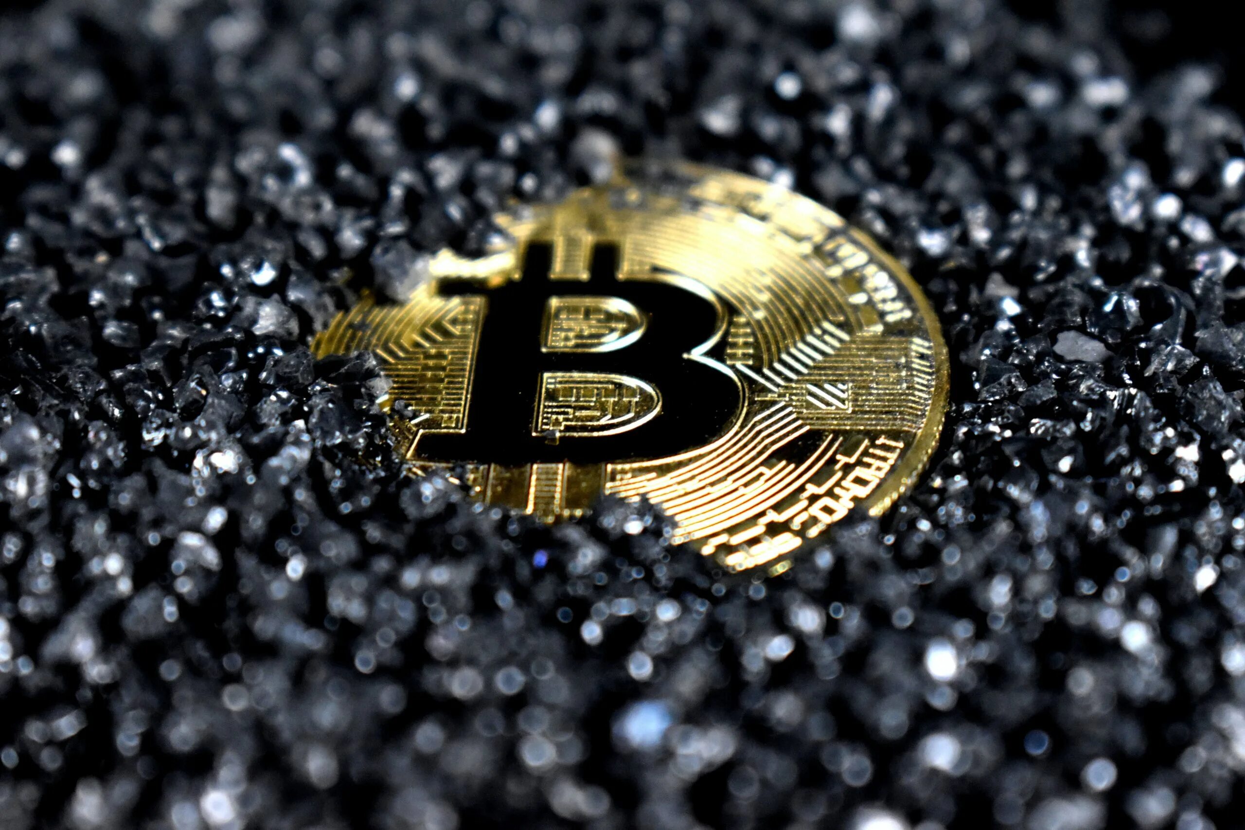 В каком году был создан bitcoin