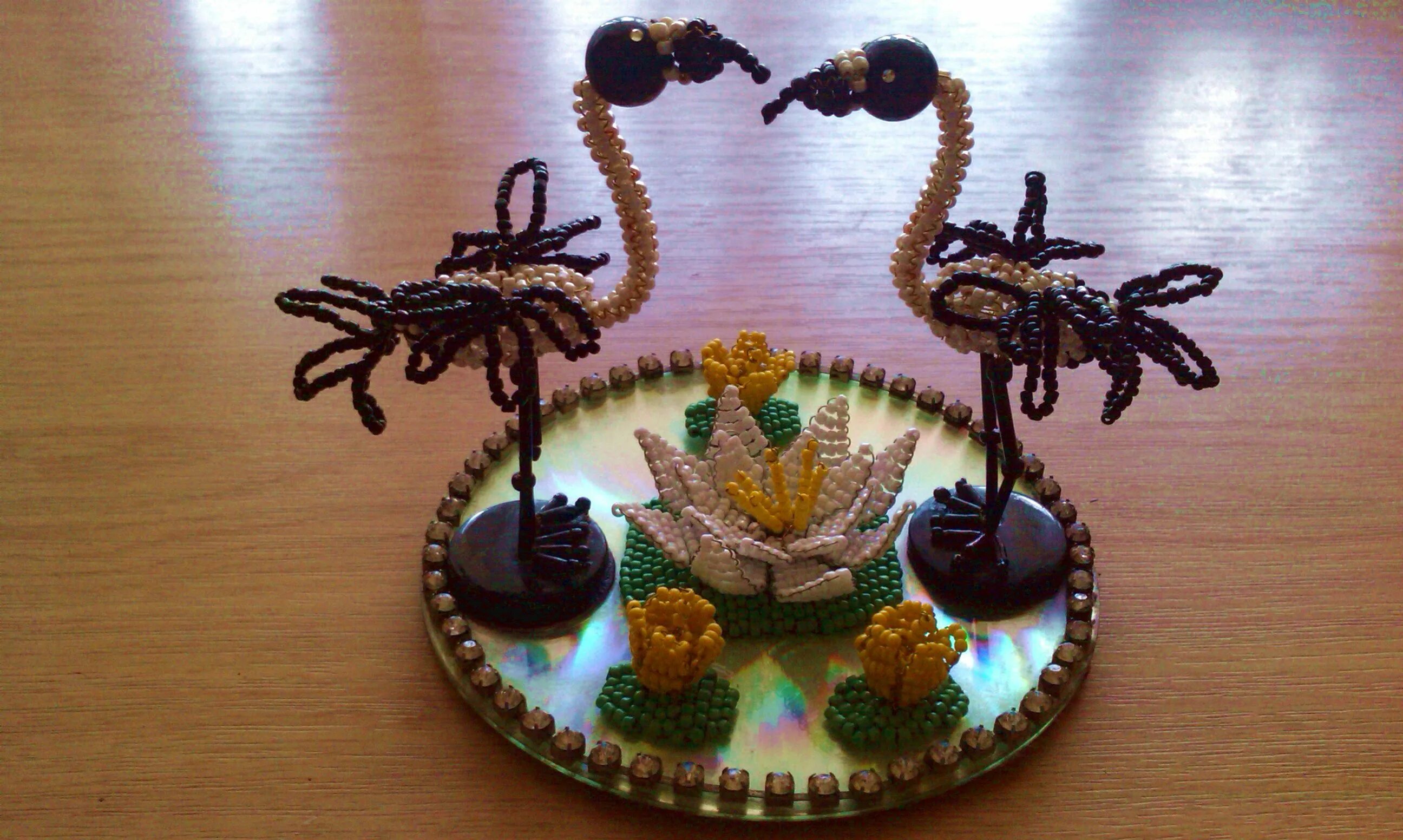 Бисер и мескалин Beaded animals, Beaded crafts, Bead art