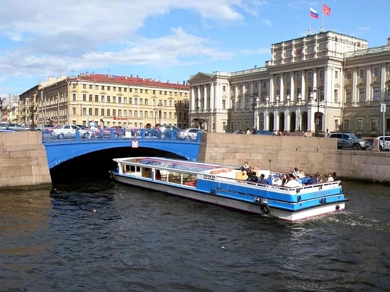 Кораблики спб цена. Синий мост Санкт-Петербург. Река мойка Санкт-Петербург. Синий мост на реке мойке. Синий мост на мойке в Санкт-Петербурге.