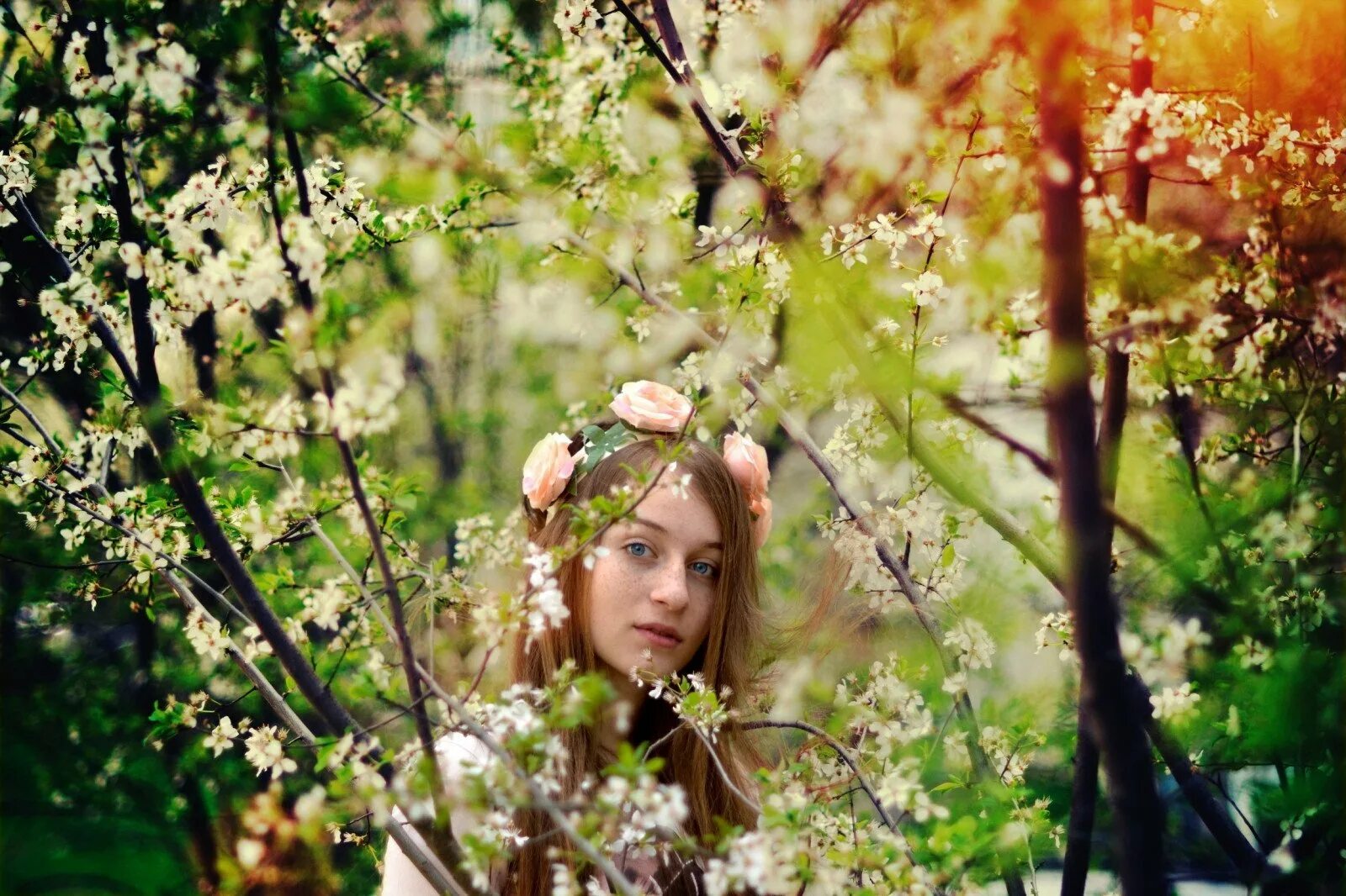 Весенняя дева. Весенняя фотосессия. девушка весной.