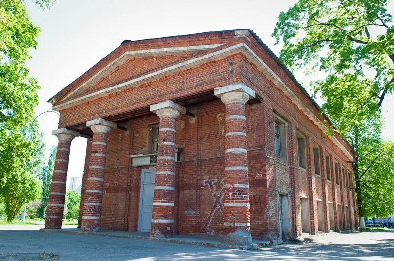 Католический рязань. Католический рязань. Баптистская церковь рязань щедрина. Отец йозеф гунчага. Церковь баптистов рязани.