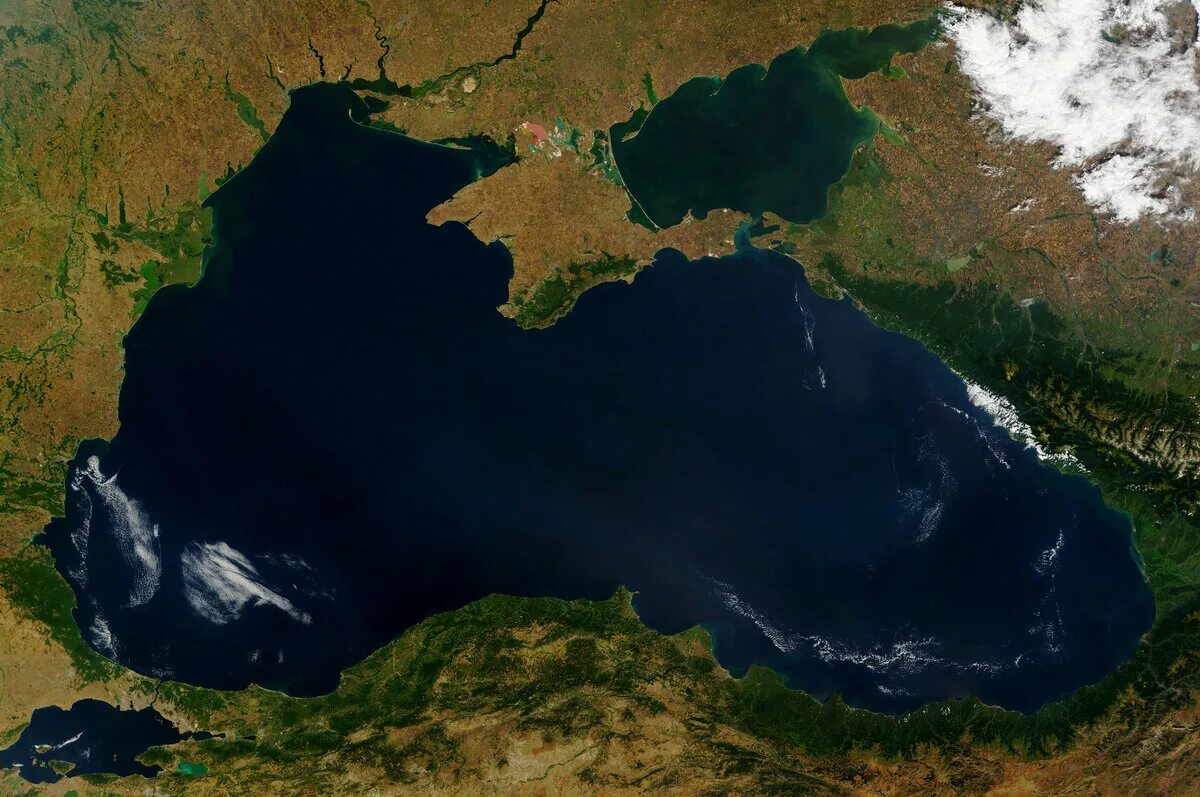 Большое ли черное море. Каспийское море со спутника. Черное море до потопа карта. Максимальная глубина черного моря. Большое ли черное море.