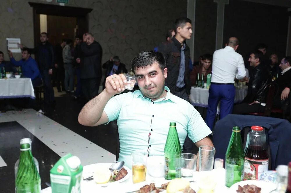 Джейхун гаджиев. Гаджиев джейхун. Гаджиев джейхун. Врач азербайджанец. Джейхун сургут.