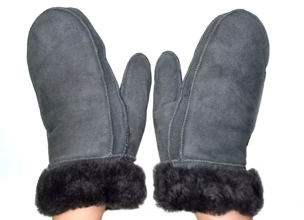 Варежки из овчины. Рукавицы шубинки овчина. ugg sherpa mittens. рукавицы из овчины женские.