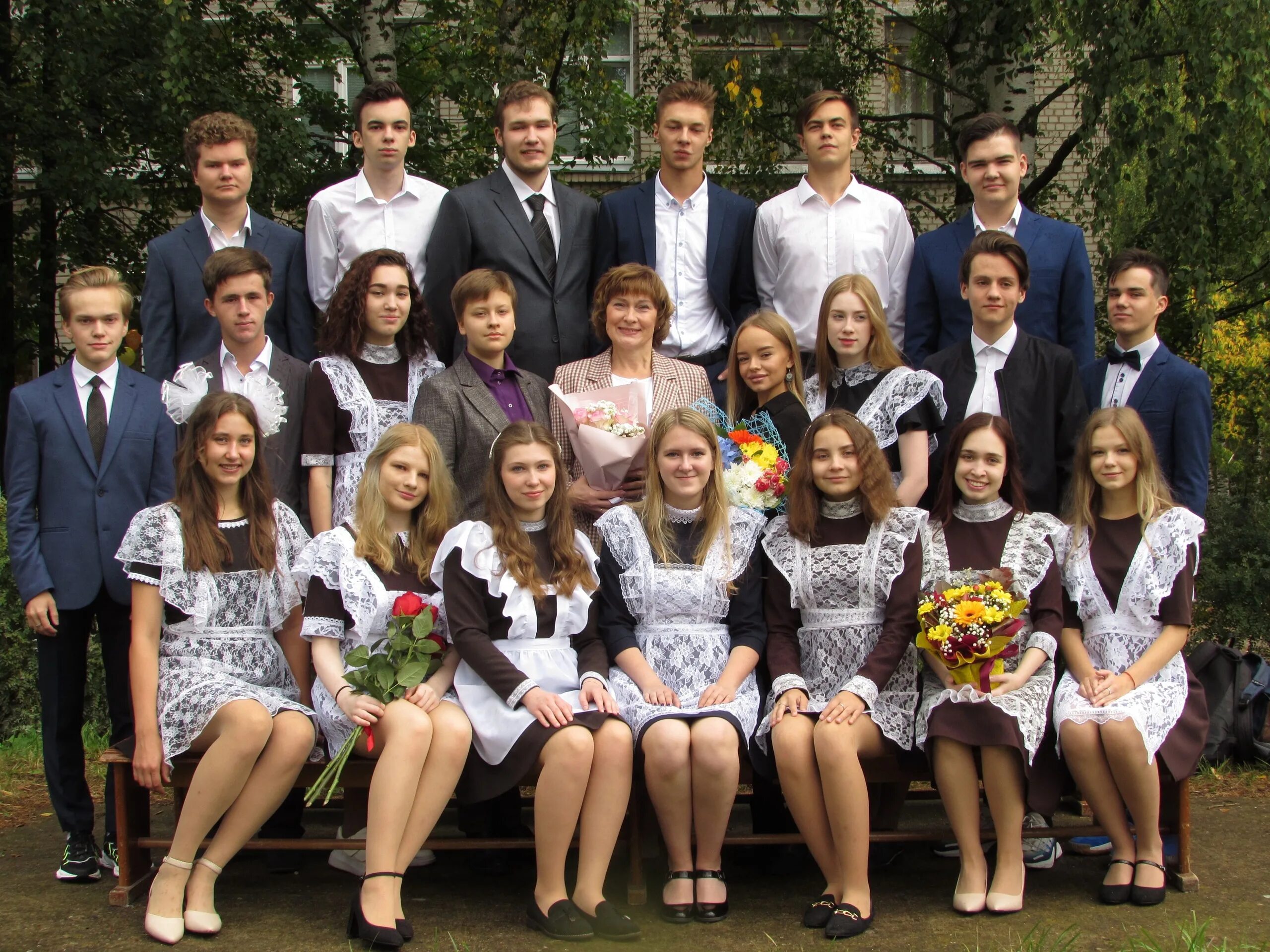 торжественная линейка в сочи гимназия. диомид гимназия слуцк. школа 10 челябинск. сколько лет гимназии 1. гимназия 406 пушкинского района.