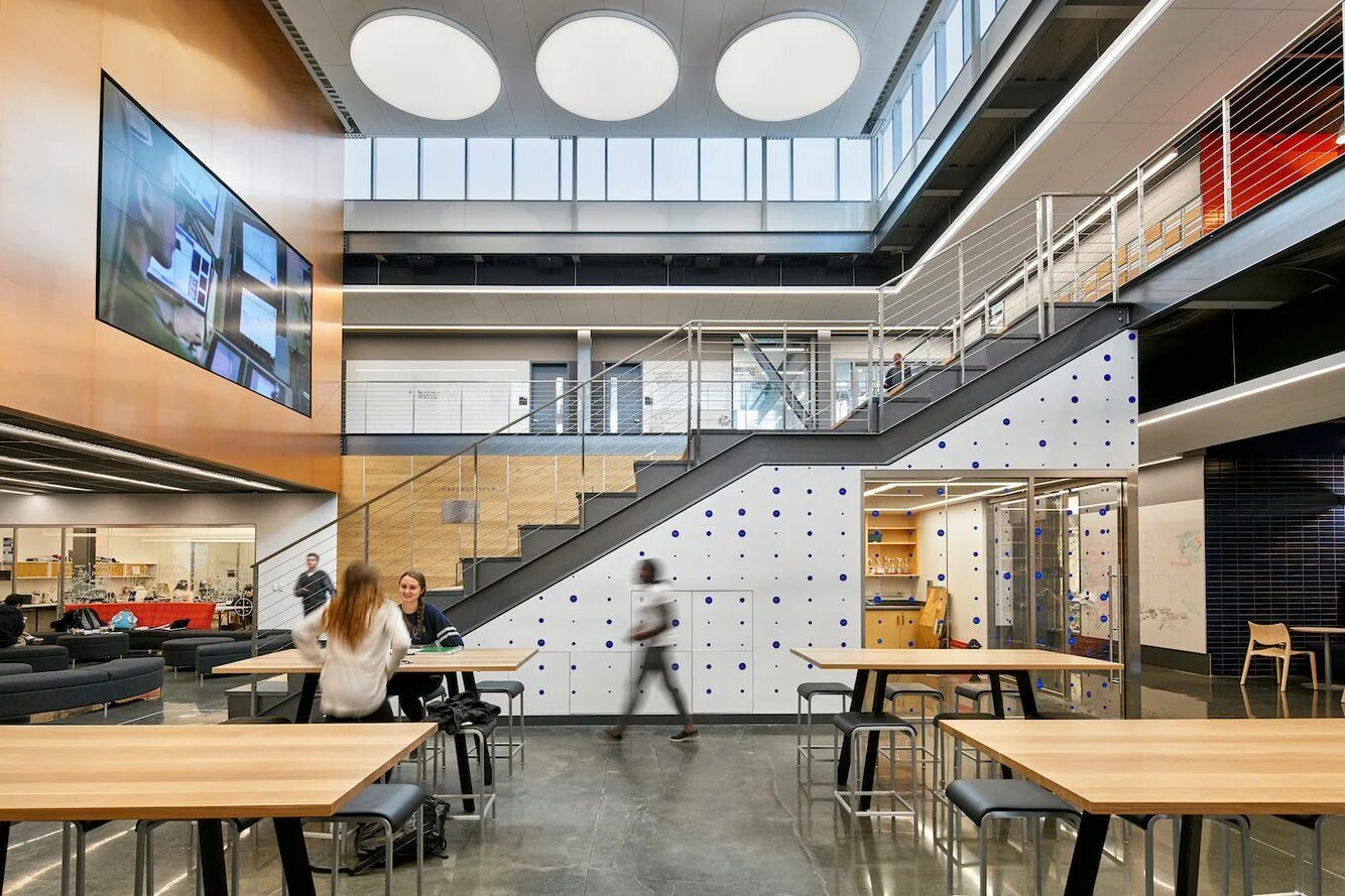 Коворкинг норвегия. Common area. Школы сша изнутри. Школьные интерьеры современного запада. Интерьер офиса.