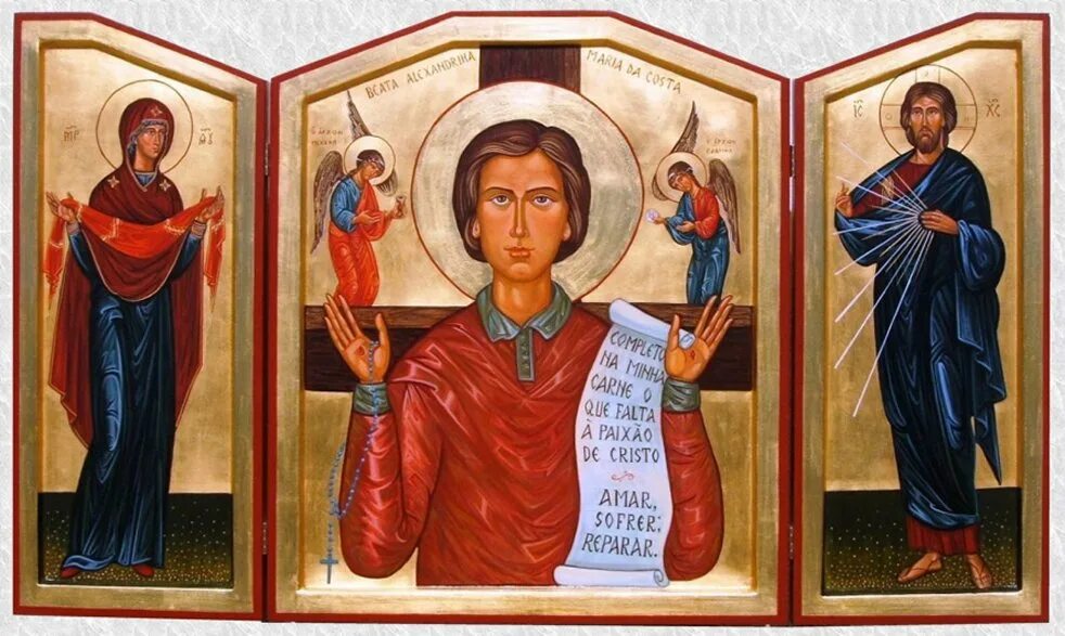 иконы можно закрывать. богородица на стекле в госпитале. популярные иконы в церкви. дарение иконы. кижи икона богородицы перед иконой.