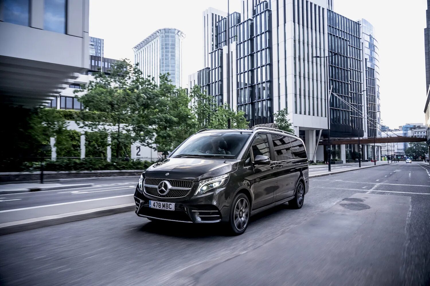 Multivan T6.1 и V-class 2019 - Mercedes-Benz V-Class (W447), 2,1 л, 2018 года на
