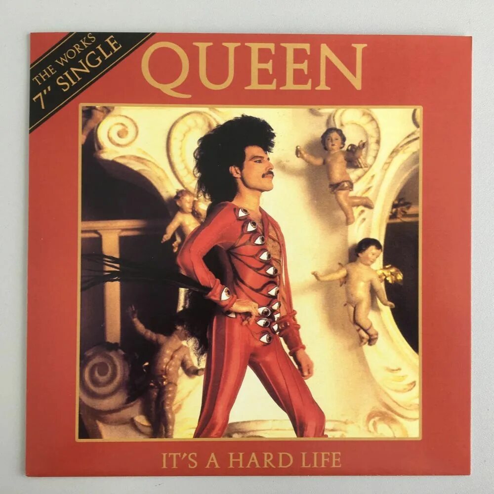 I am queen in this life. Хард лайф куин. Queen it's a hard Life. It a hard Life Queen. Queen it's a hard Life Vinyl.