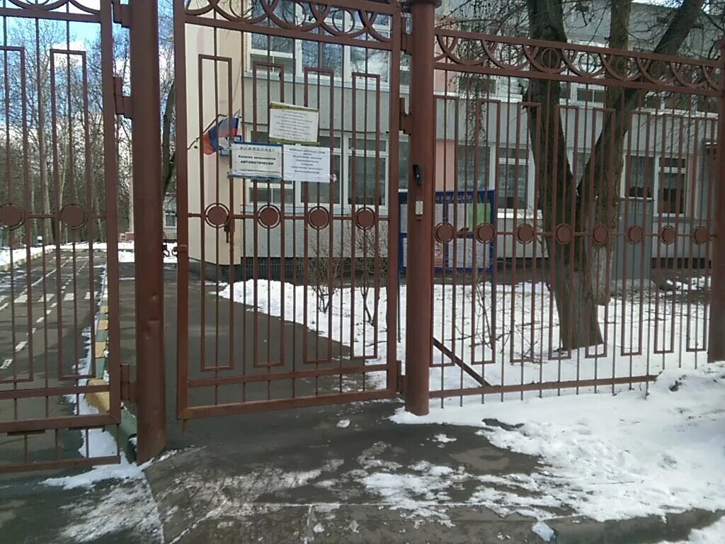 детский сад школы 37. школа 924 москва. праздник на улице. детский сад школы 37. детский сад 338 москва воскресенское.