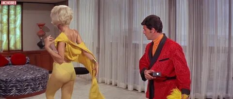 Carol Channing nude pics.