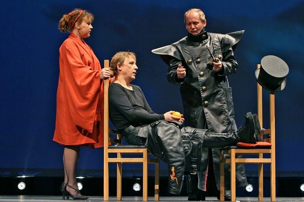 сергей дрейден. театр et cetera 451 по фаренгейту. сергей дрейден фоменко спектакли. спектакль 451 градус по фаренгейту в москве. 451 градус по фаренгейту спектакль.