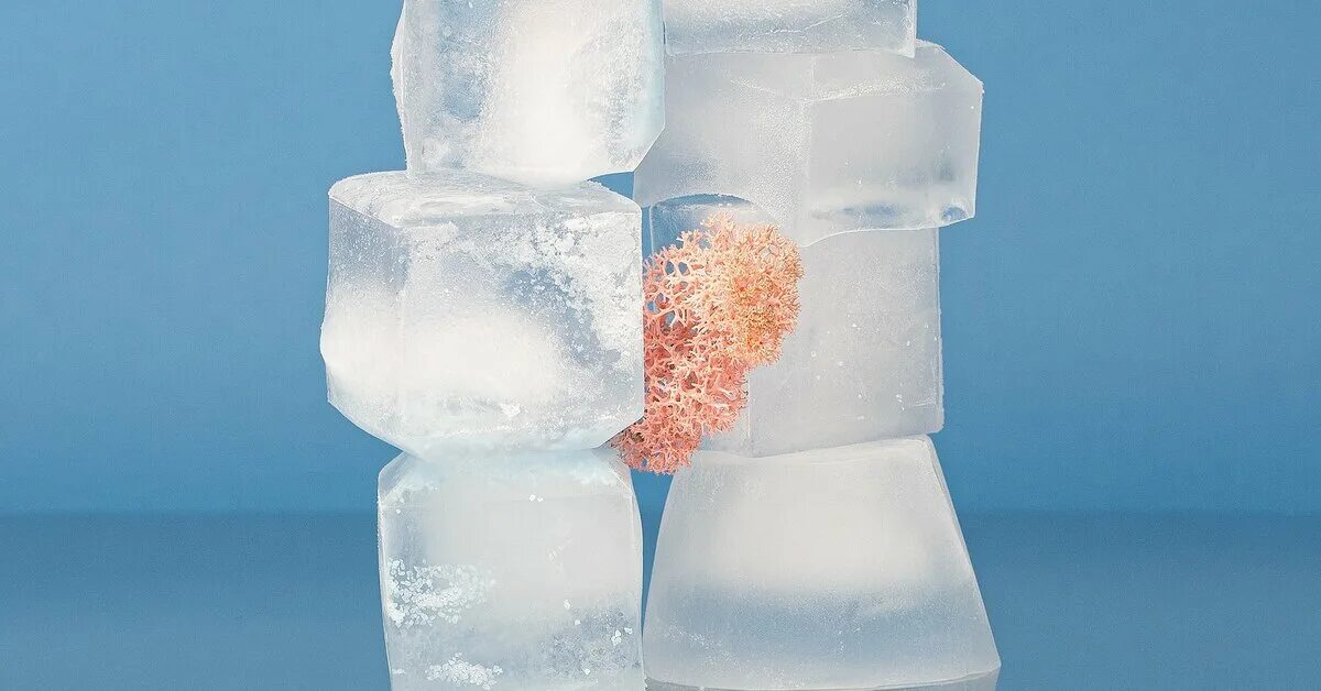 Лед бывает. Озеро байкал зимой. Холодный лед. Бывает горячий лед. Лед.