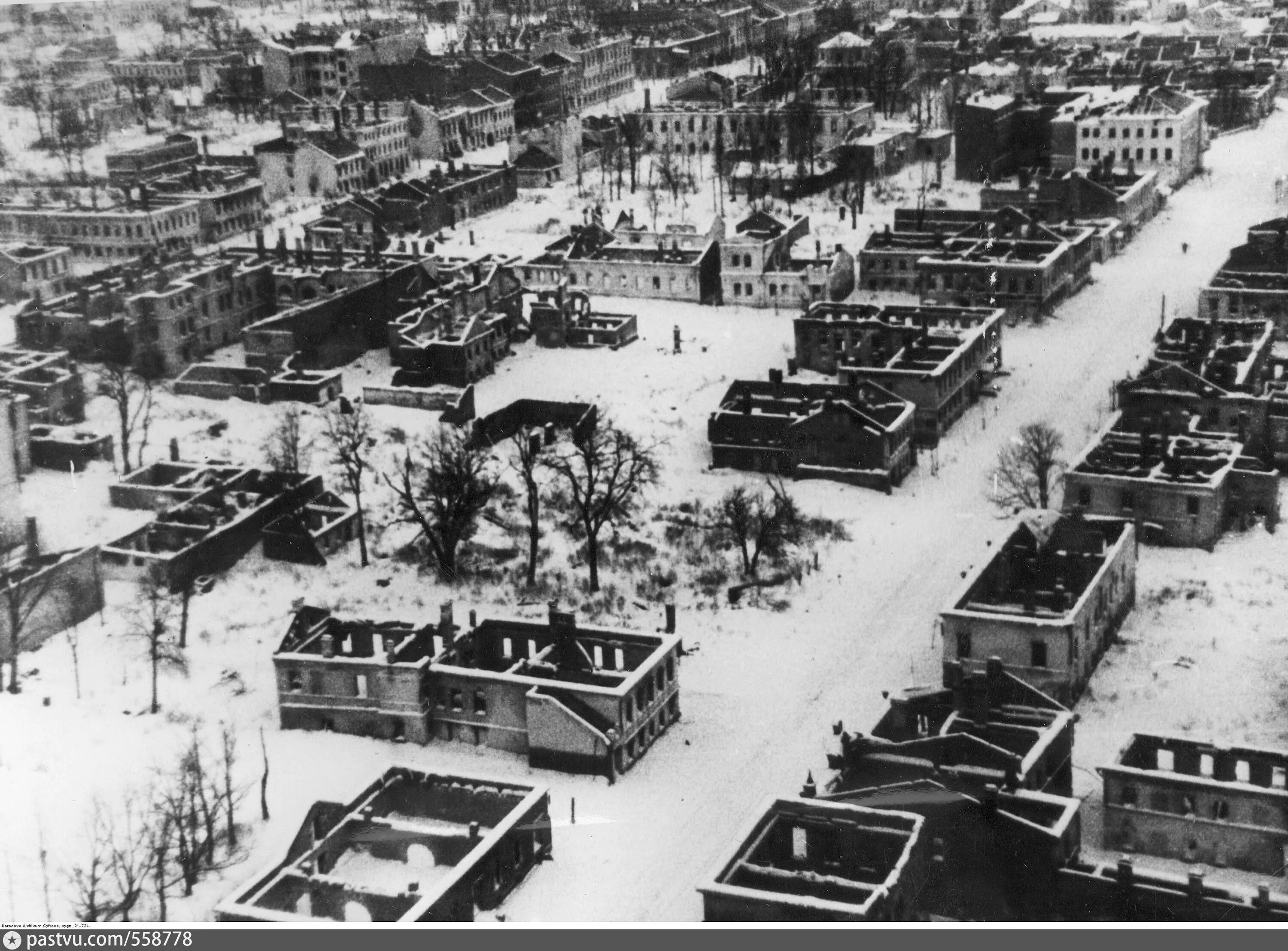 Новгород во время оккупации. Великий новгород в годы войны 1941-44. Новгород во время оккупации. Новгород во время оккупации. Великий новгород во время войны.