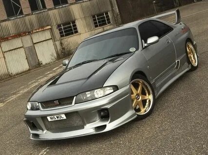 Nissan skyline gtr 33