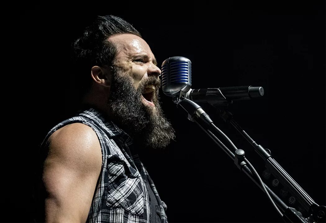 Группа skillet джон купер. Skillet john cooper. Группа skillet джон купер. Группа skillet джон купер. Skillet вокалист.