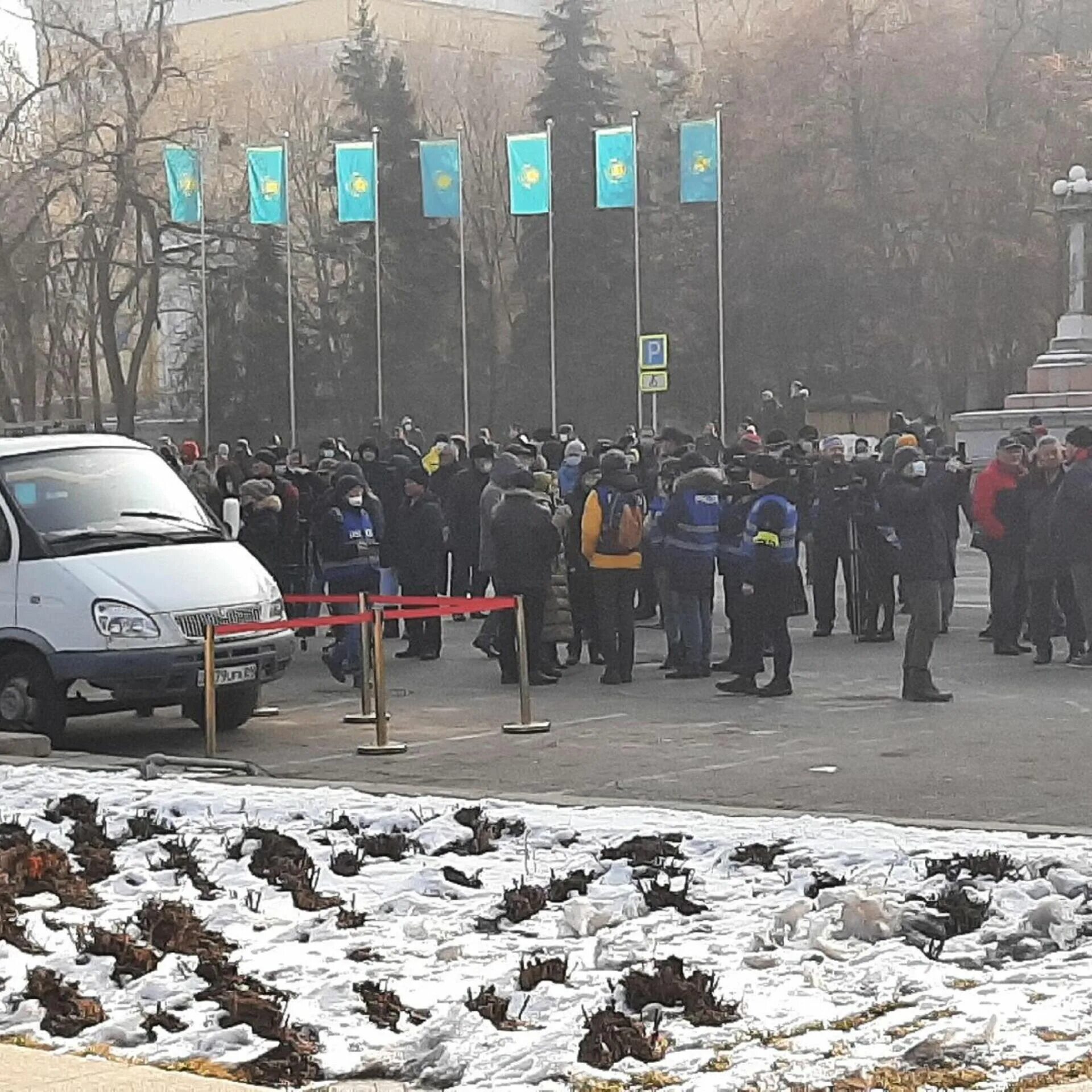 Новости часа в казахстане сегодня. Алматы митинг 2022. Протесты в Казахстане 2022. Митинги в Алматы 2022 года. Казахстан беспорядки.