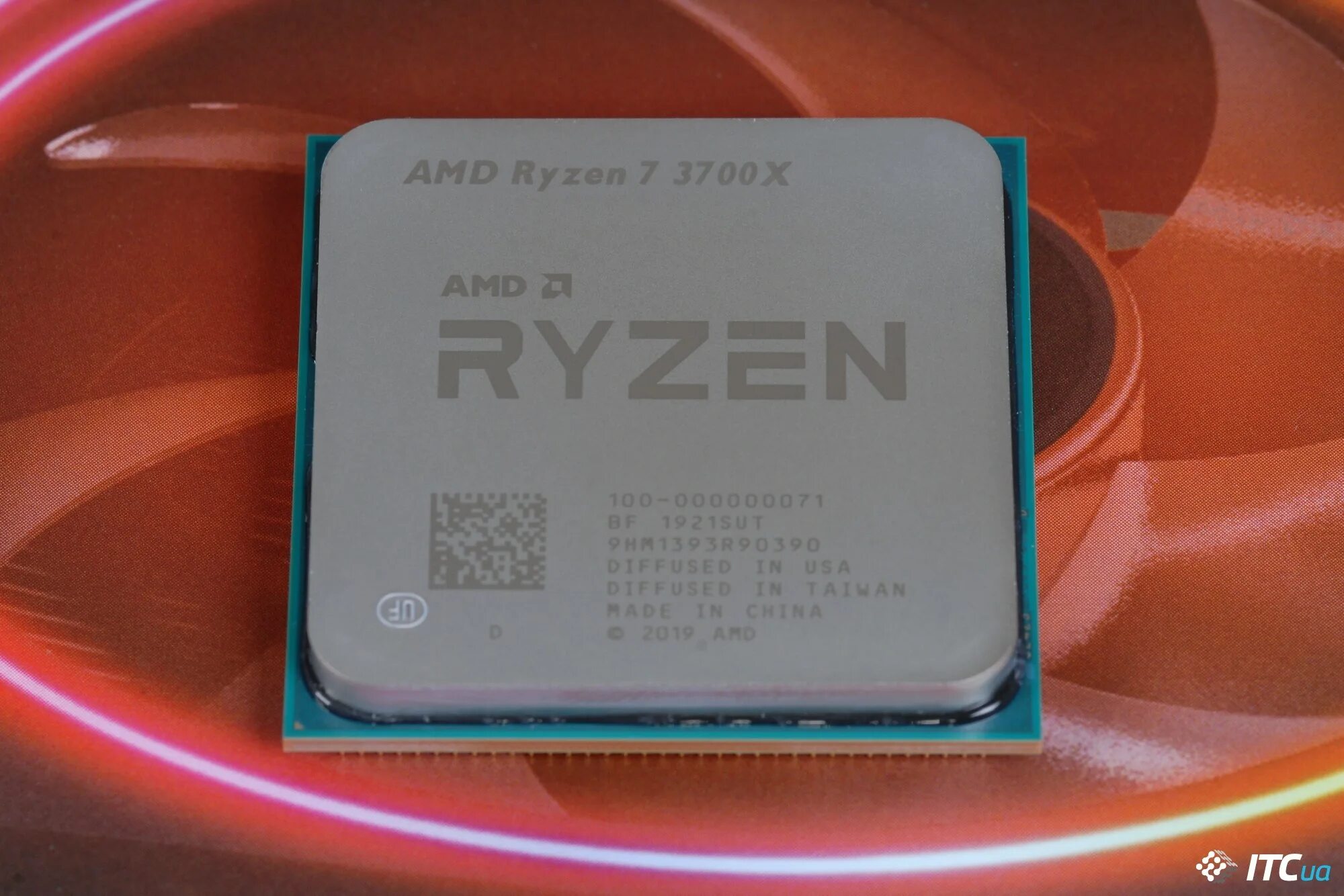 Amd ryzen 7 3700x купить. Процессор AMD Ryzen 7 3700x. AMD Ryzen 7 Pro 3700. Процессор AMD Ryzen 7 Pro 3700 OEM. AMD Ryzen 7 3700x, OEM архитектура.