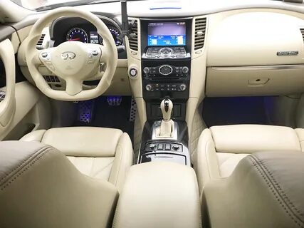 Infiniti салон